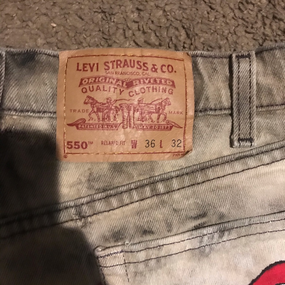 Hand painted Levi’s - Picture 3 of 3